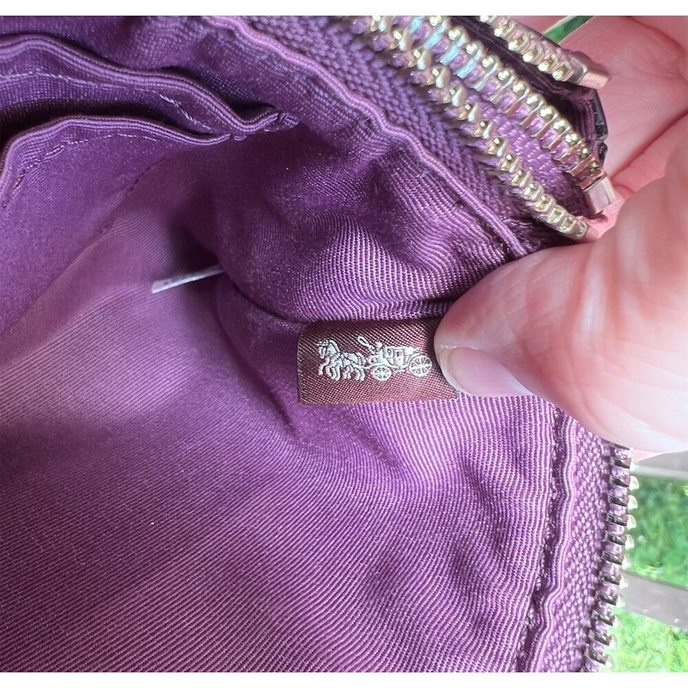 COACH Pebbled Leather Wristlet Wallet Double Zip Purple w Silver Hardware - Picture 15 of 15
